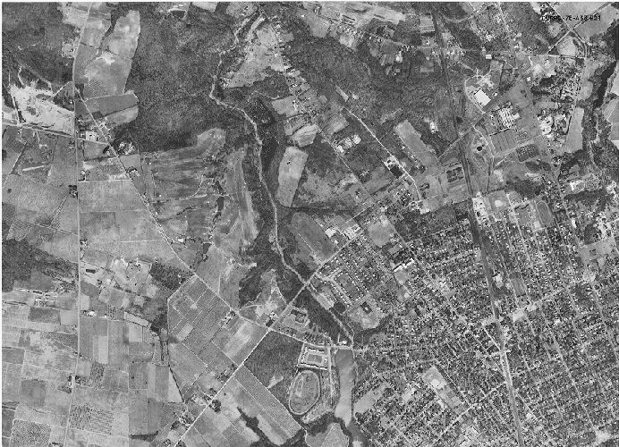Aerial Photo A33 B24, Aerial Photographs of the Delaware Valley