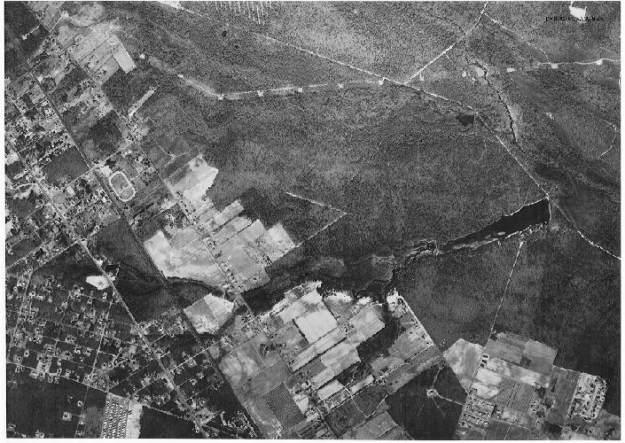 Aerial Photo A40 B24, Aerial Photographs of the Delaware Valley