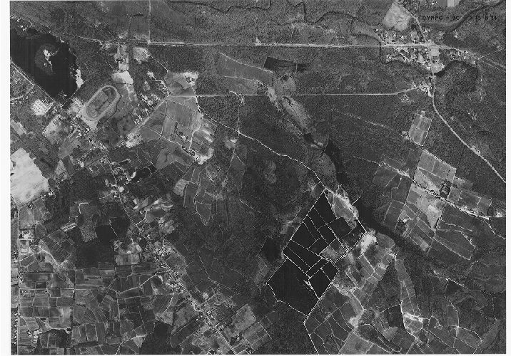 Aerial Photo A45 B34, Aerial Photographs of the Delaware Valley